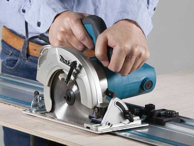 Công cụ cầm tay và vai trò trong ngành công nghiệp