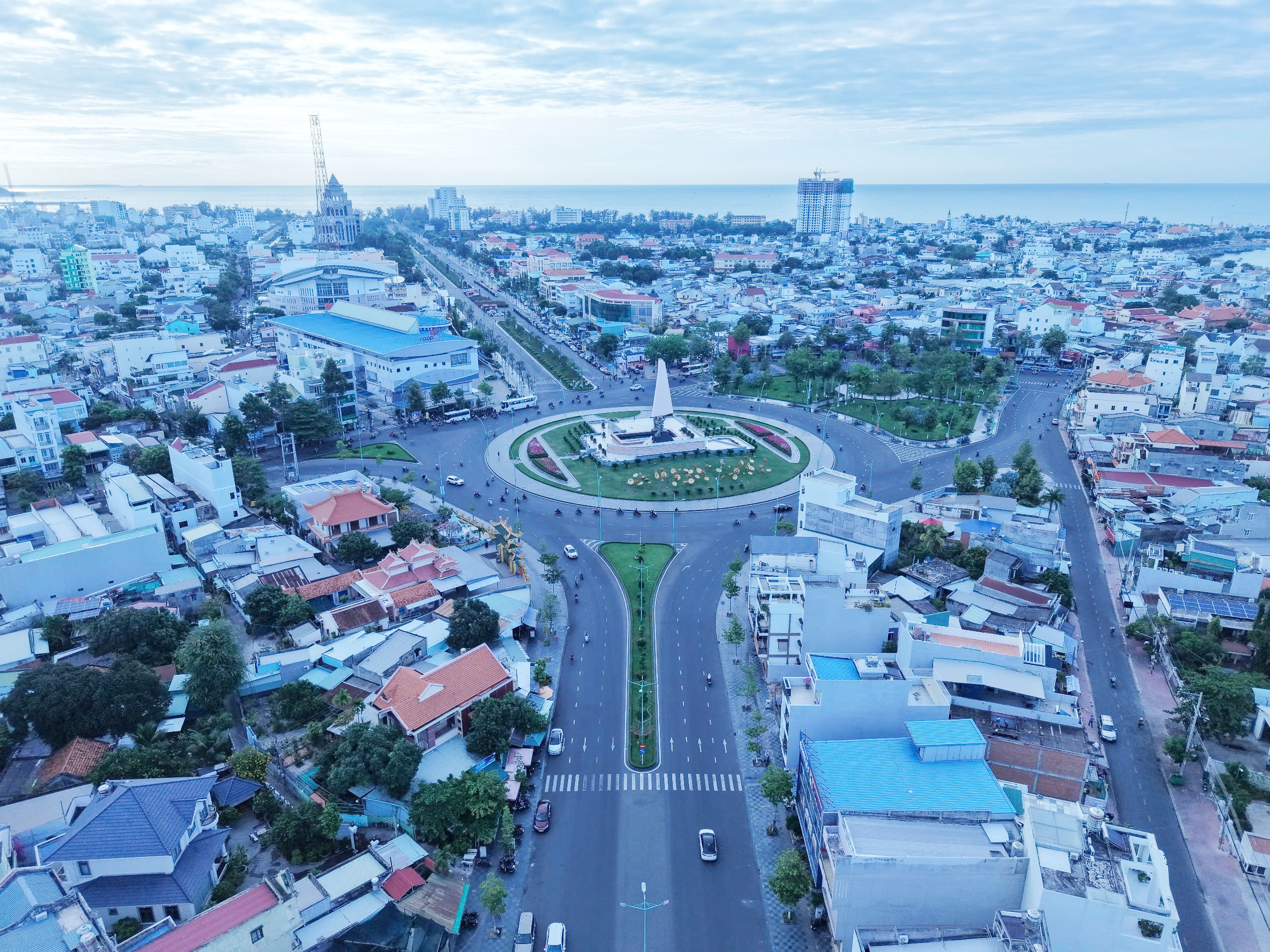 dai-ly-kim-khi-tai-binh-thuan-nguon-hang-si-uy-tin