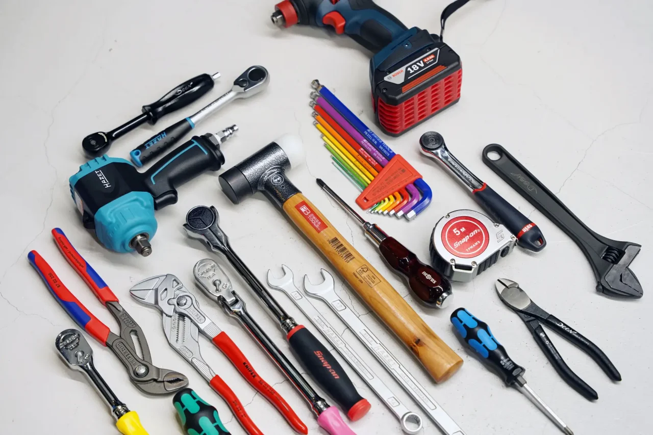 Kinh nghiệm sử dụng công cụ cầm tay tại Hà Thành